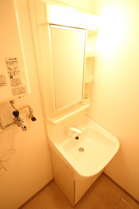 物件内観写真13　(洗面)