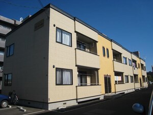 信　伍号館外観写真