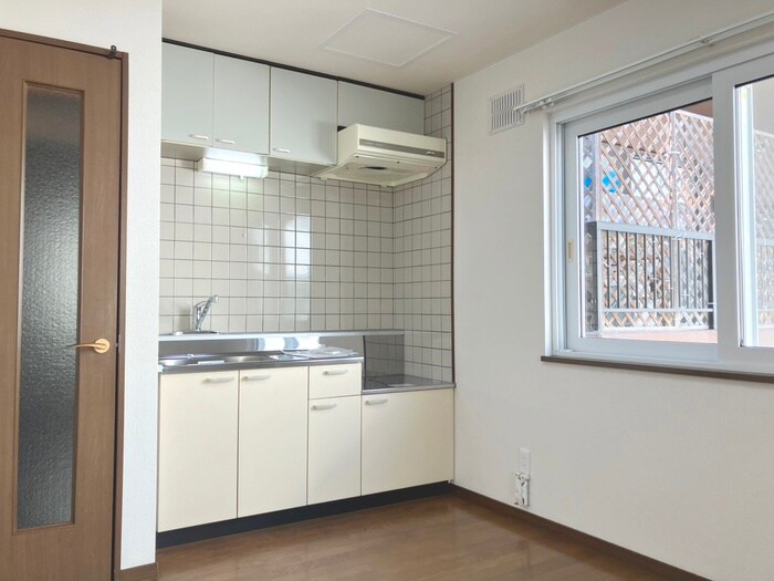 物件内観写真13　(居室)