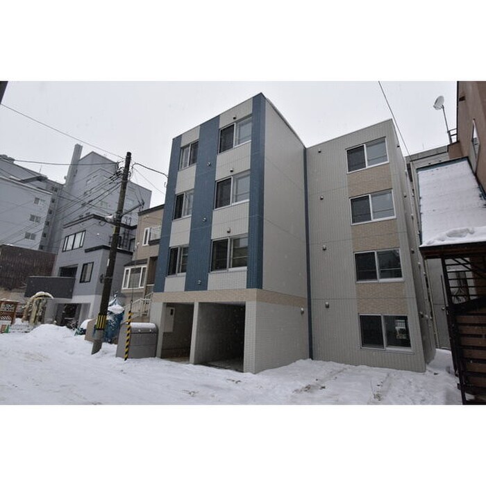 物件外観写真1　(外観写真)