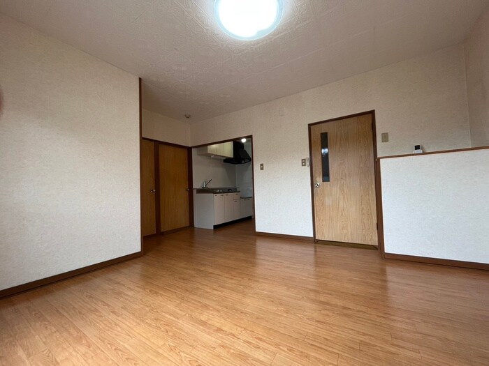 物件内観写真8　(居室)