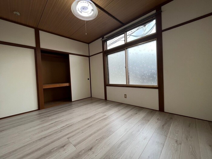 物件内観写真10　(居室)