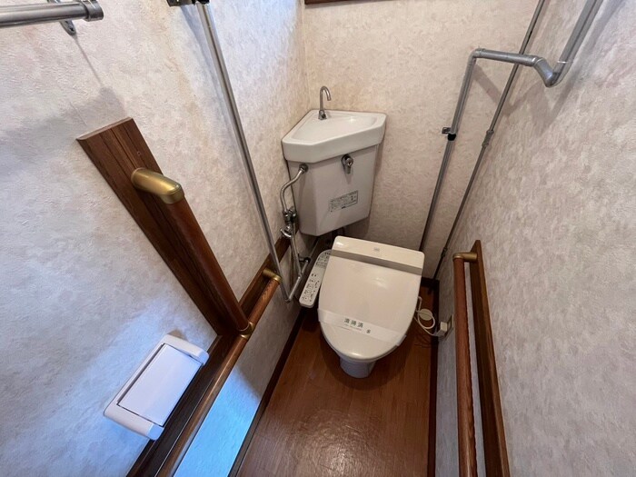 物件内観写真14　(トイレ)