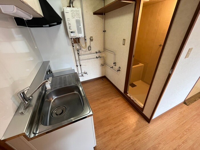 物件内観写真17　(廊下)