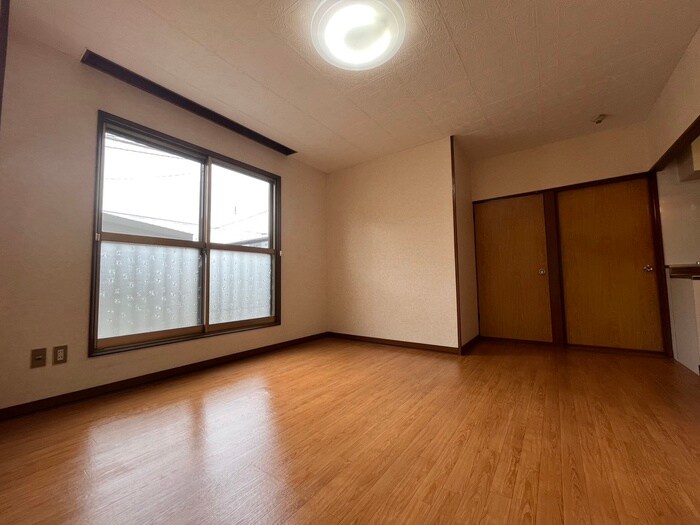 物件内観写真19　(居室)