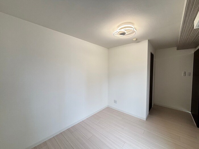 物件内観写真11　(居室)