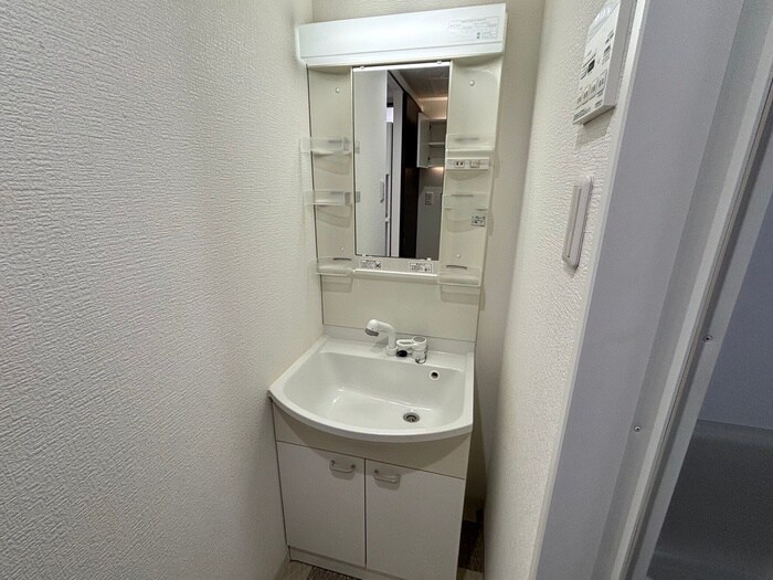 物件内観写真17　(洗面)