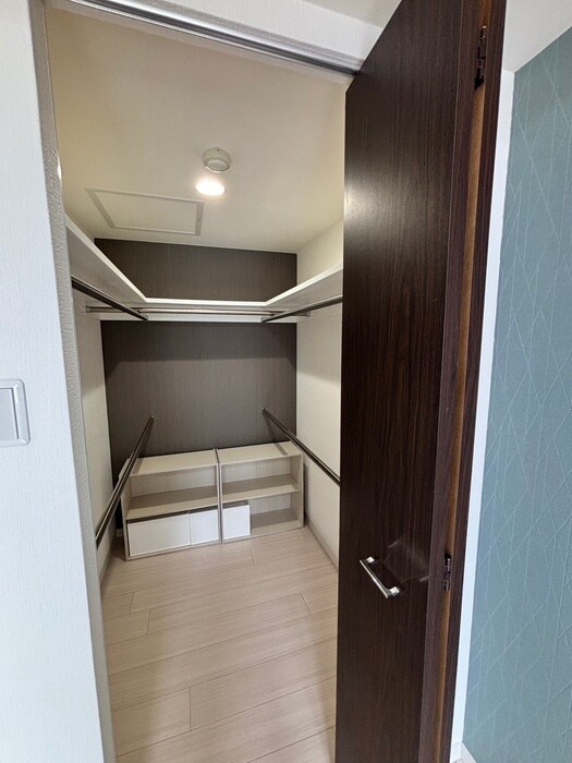 物件内観写真18　(収納)