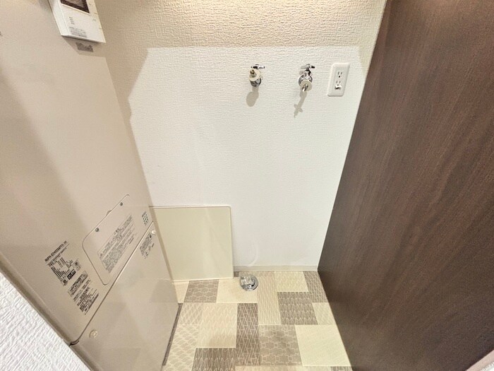 物件内観写真22　(洗濯機置場)
