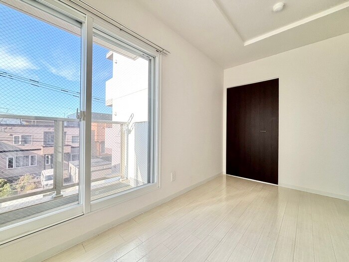 物件内観写真11　(居室)