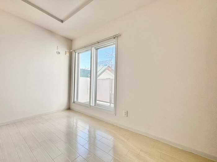 物件内観写真13　(居室)