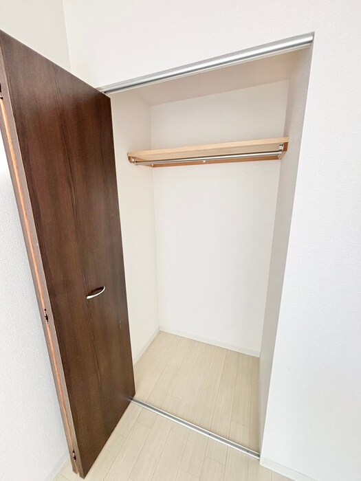 物件内観写真18　(収納)