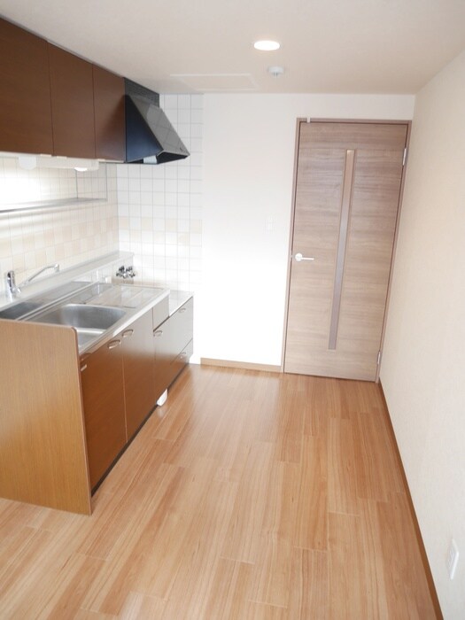 物件内観写真16　(内観写真)