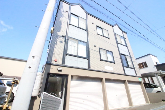 物件外観写真2　(外観写真)