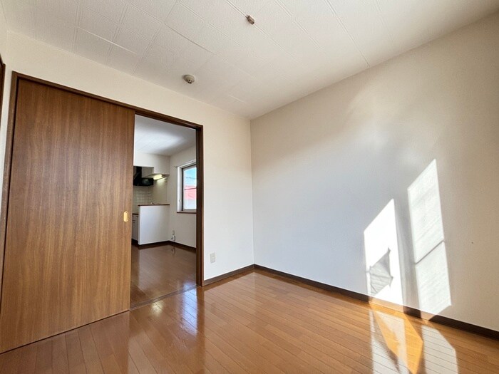 物件内観写真16　(居室)