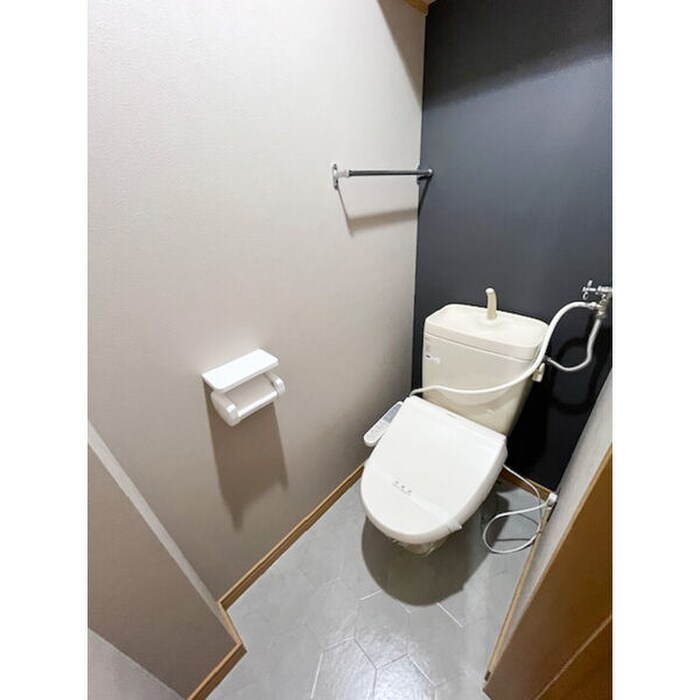 物件内観写真14　(トイレ)