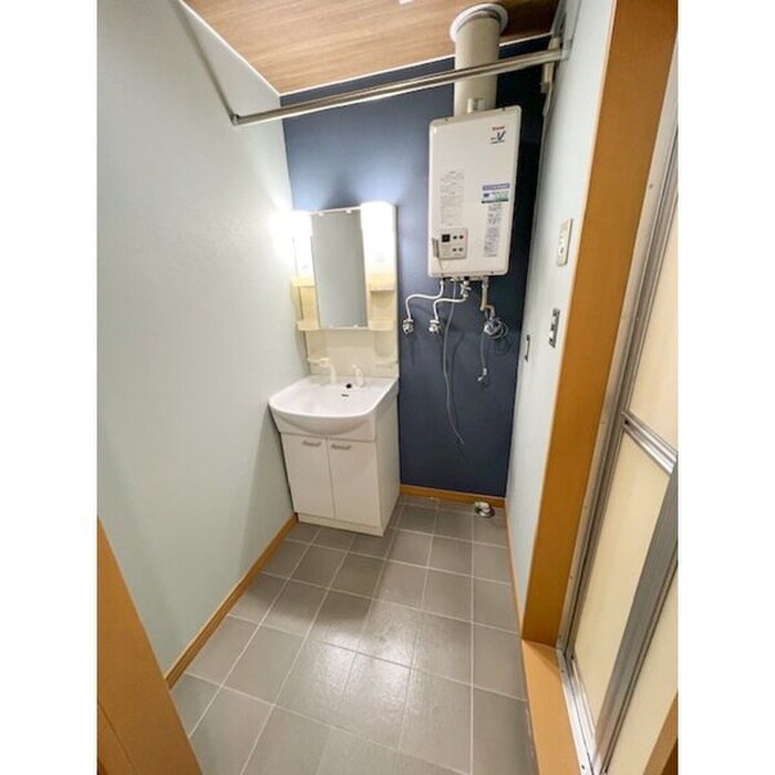 物件内観写真15　(洗面)