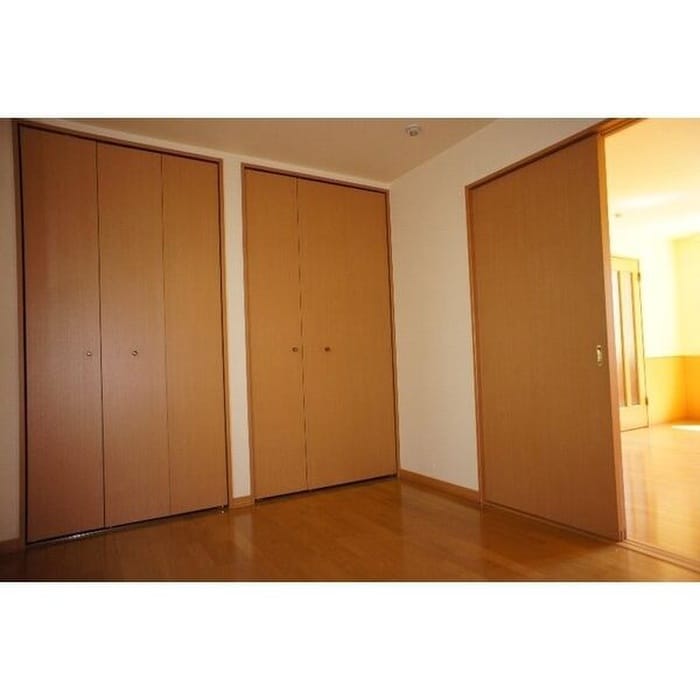 物件内観写真6　(居室)