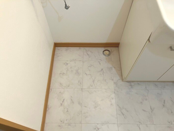 物件内観写真19　(洗濯機置場)