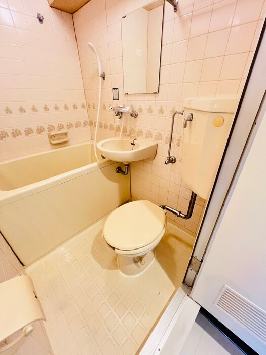 物件内観写真13　(トイレ)