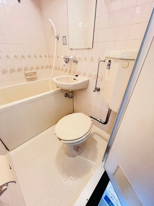 物件内観写真13　(トイレ)