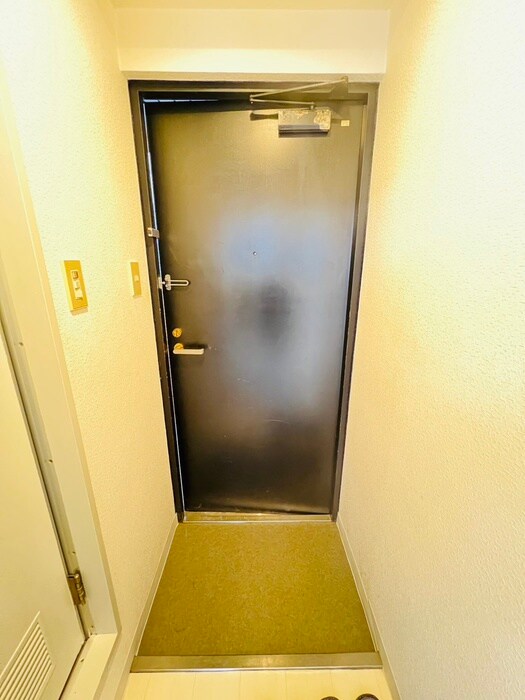 物件内観写真19　(玄関)