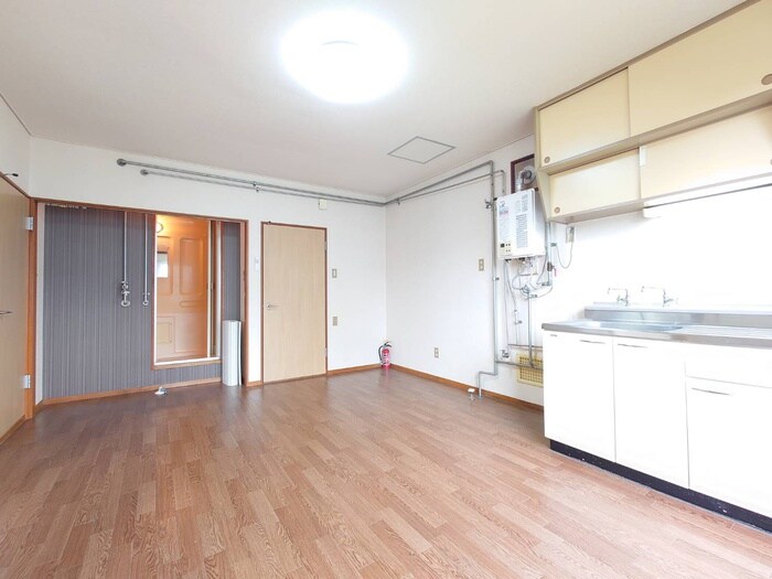 物件内観写真8　(居室)