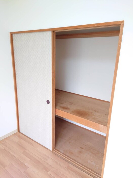 物件内観写真16　(収納)