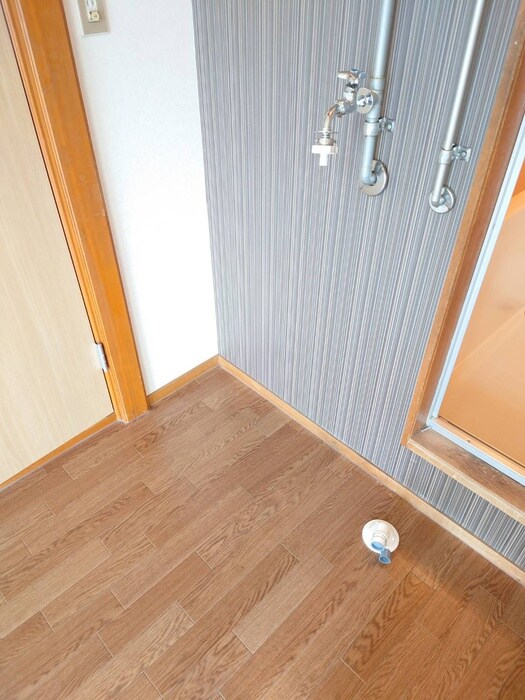 物件内観写真21　(洗濯機置場)