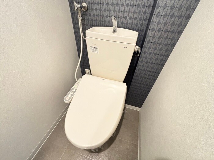 物件内観写真15　(トイレ)