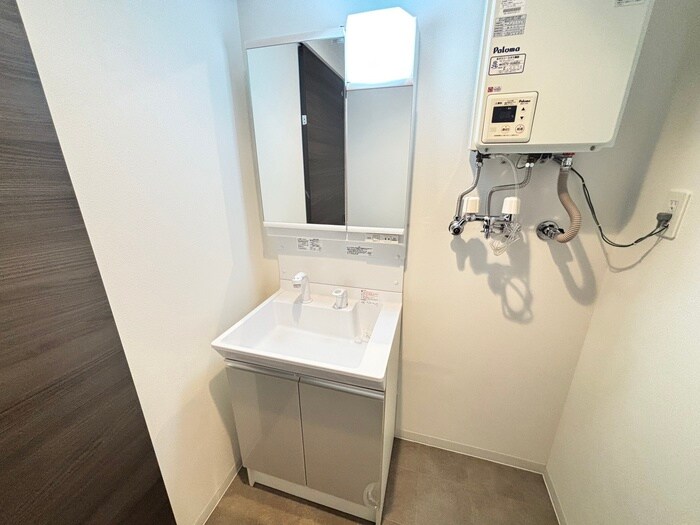 物件内観写真16　(洗面)