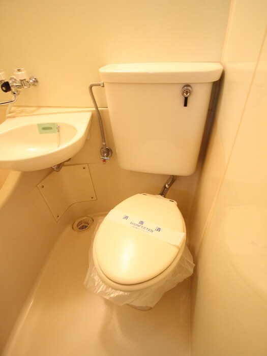 物件内観写真14　(トイレ)