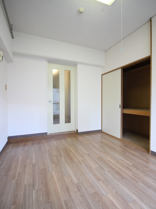 物件内観写真22　(居室)