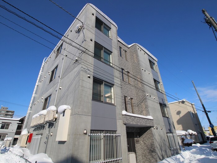 物件外観写真2　(外観写真)