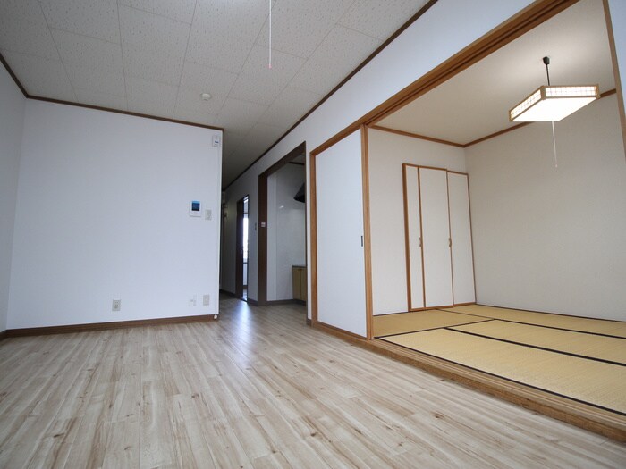 物件内観写真5　(居室)