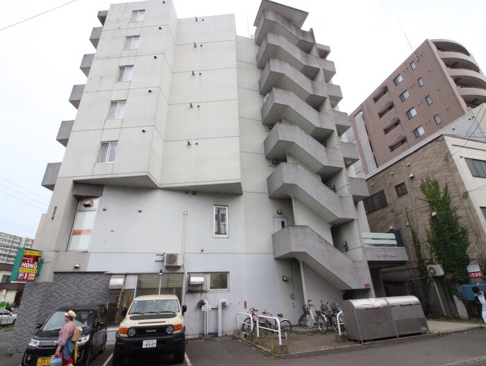 物件外観写真3　(外観写真)