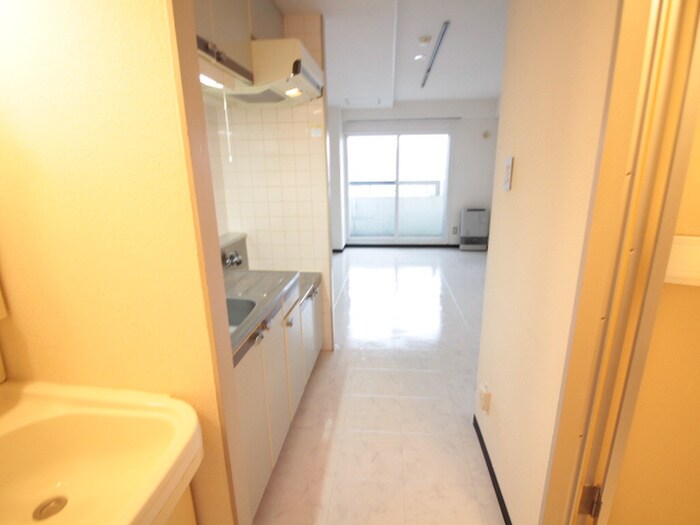 物件内観写真19　(玄関)