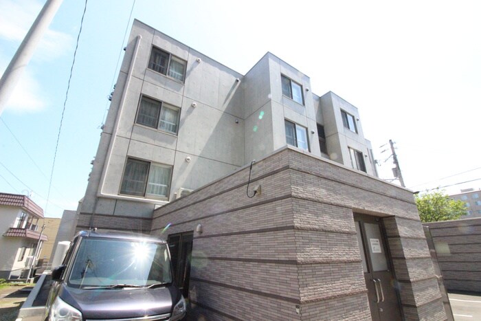 物件外観写真2　(外観写真)