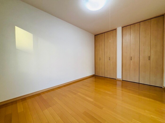 物件内観写真11　(居室)
