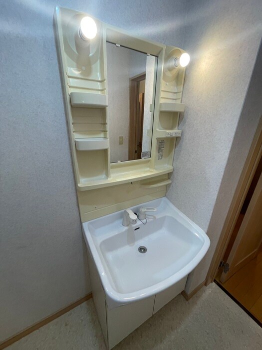 物件内観写真14　(洗面)