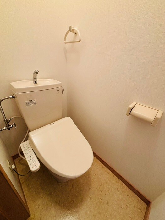 物件内観写真17　(トイレ)