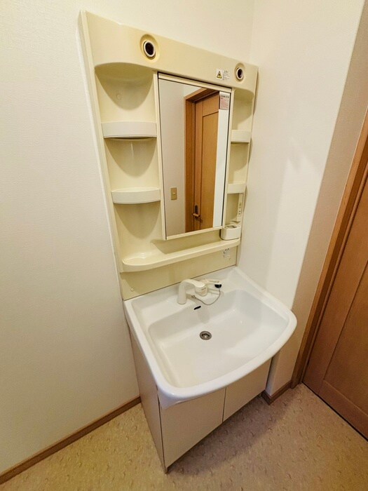 物件内観写真18　(洗面)