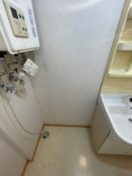 物件内観写真19　(洗濯機置場)