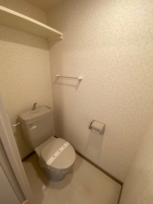 物件内観写真15　(トイレ)