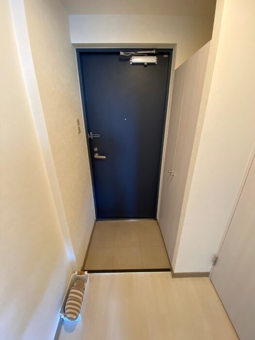物件内観写真18　(玄関)
