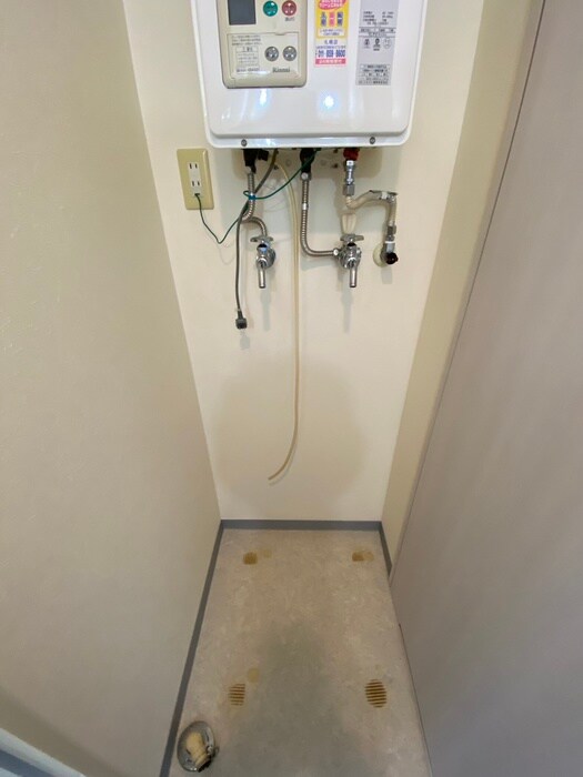 物件内観写真21　(洗濯機置場)