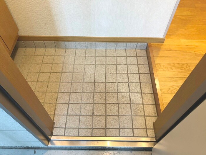 物件内観写真22　(玄関)