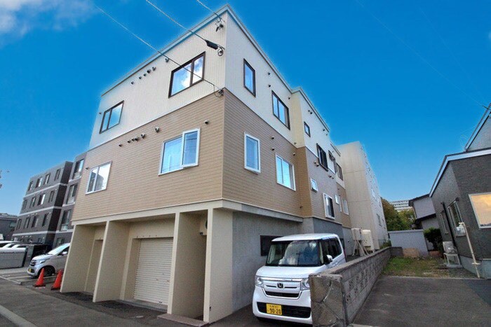 物件外観写真1　(外観写真)