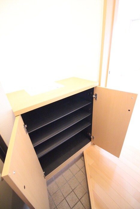 物件内観写真17　(靴箱)