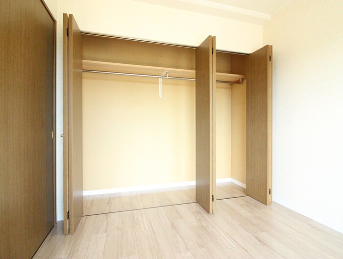 物件内観写真10　(収納)